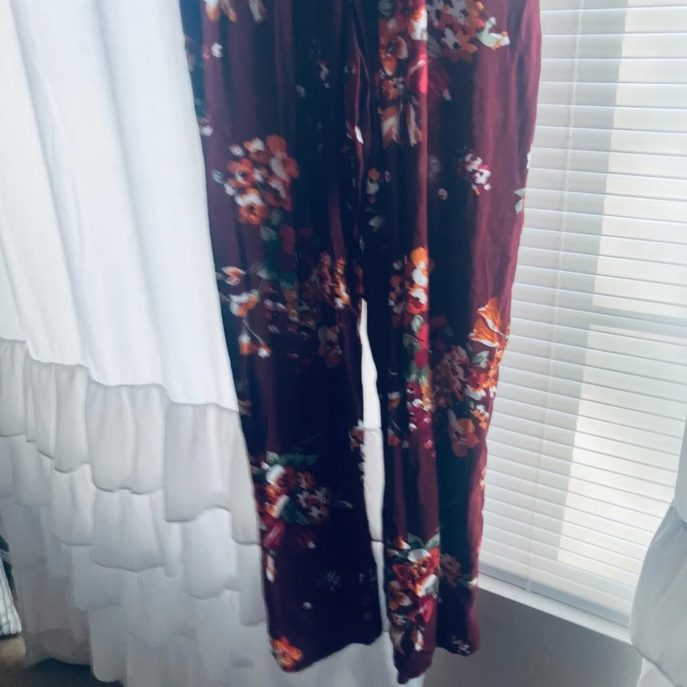 NWT Floral Jumpsuit - Picture 3 of 6